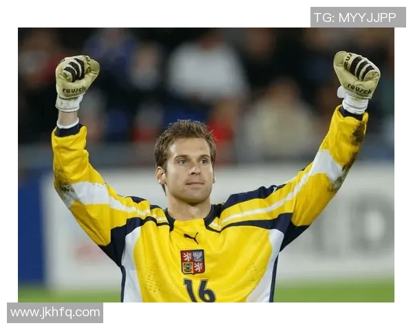 足球史上十大秋衣球星高清图片集锦 展现经典时刻与风采